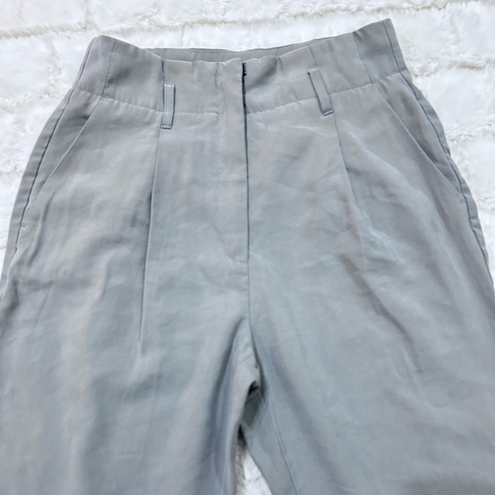 Dynamite Women’s Gray High-Waisted Pants w/Front and Back Pockets Size 2 - Picture 3 of 9